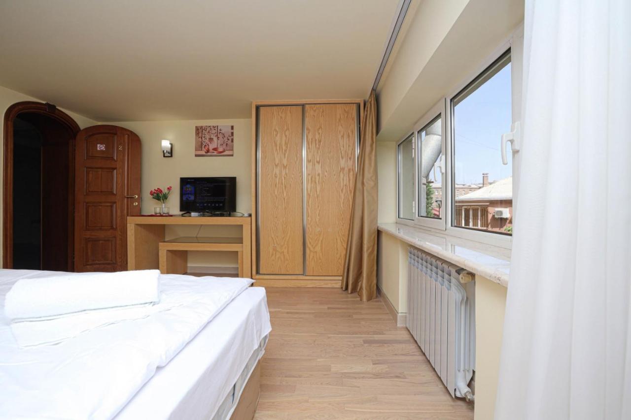 Stay Inn Apart-Hotel On Sayat-Nova Avenue Ereván Exterior foto