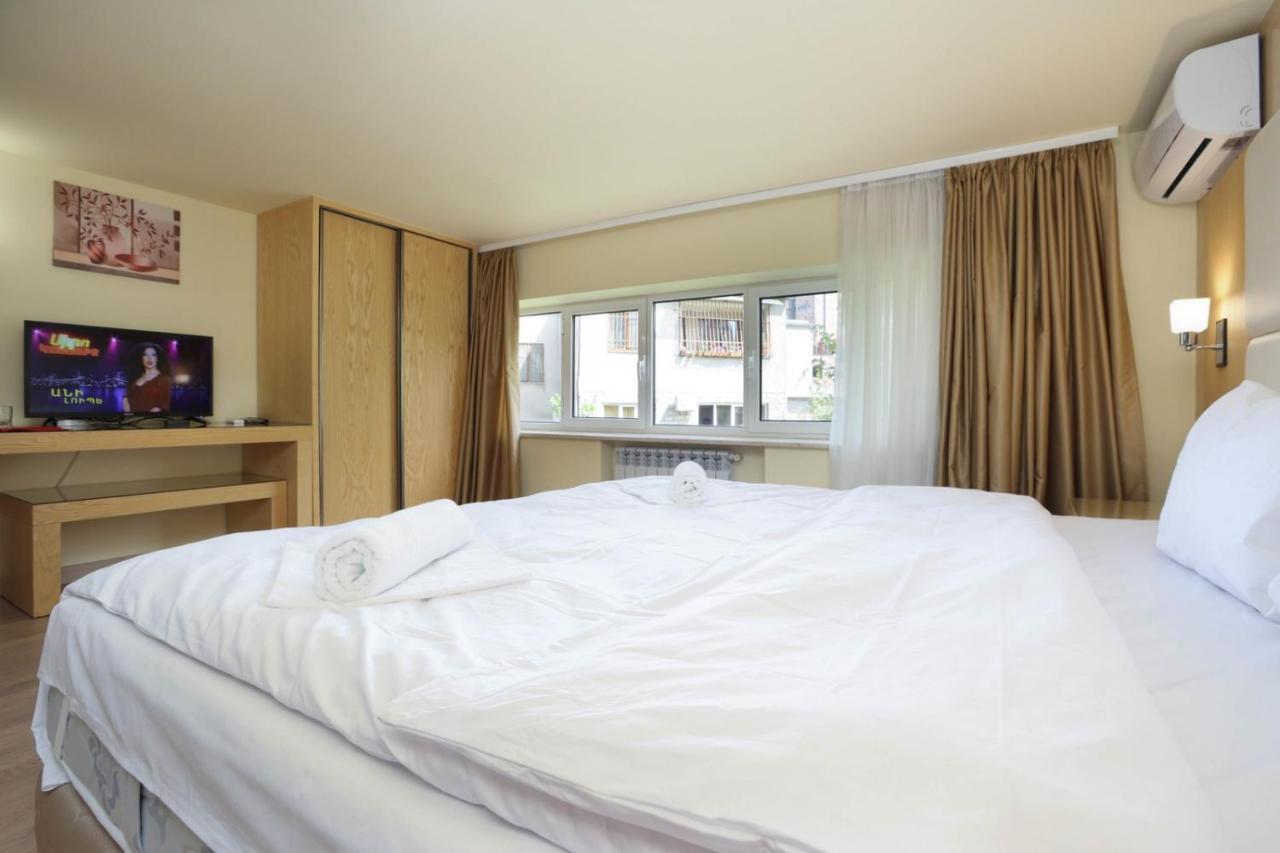 Stay Inn Apart-Hotel On Sayat-Nova Avenue Ereván Exterior foto