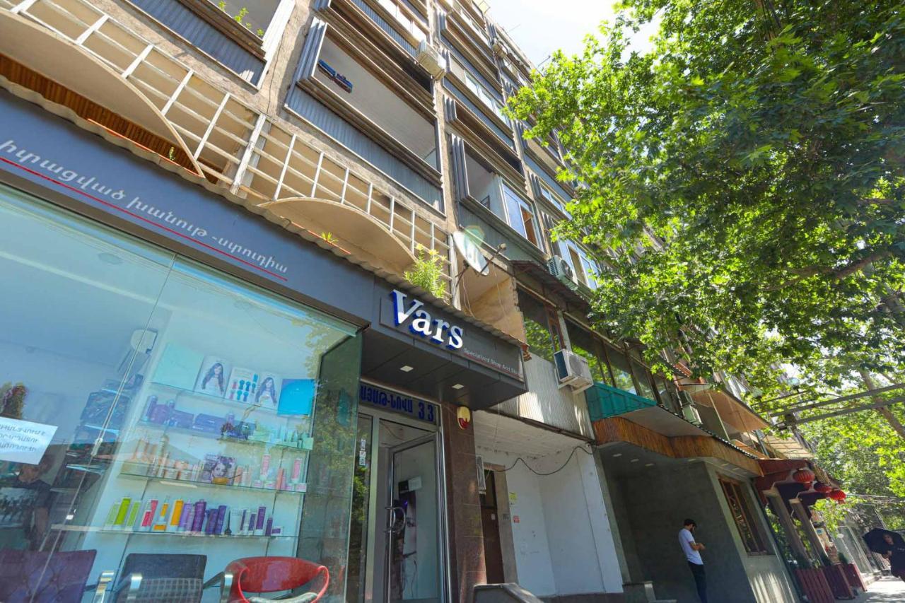 Stay Inn Apart-Hotel On Sayat-Nova Avenue Ereván Exterior foto