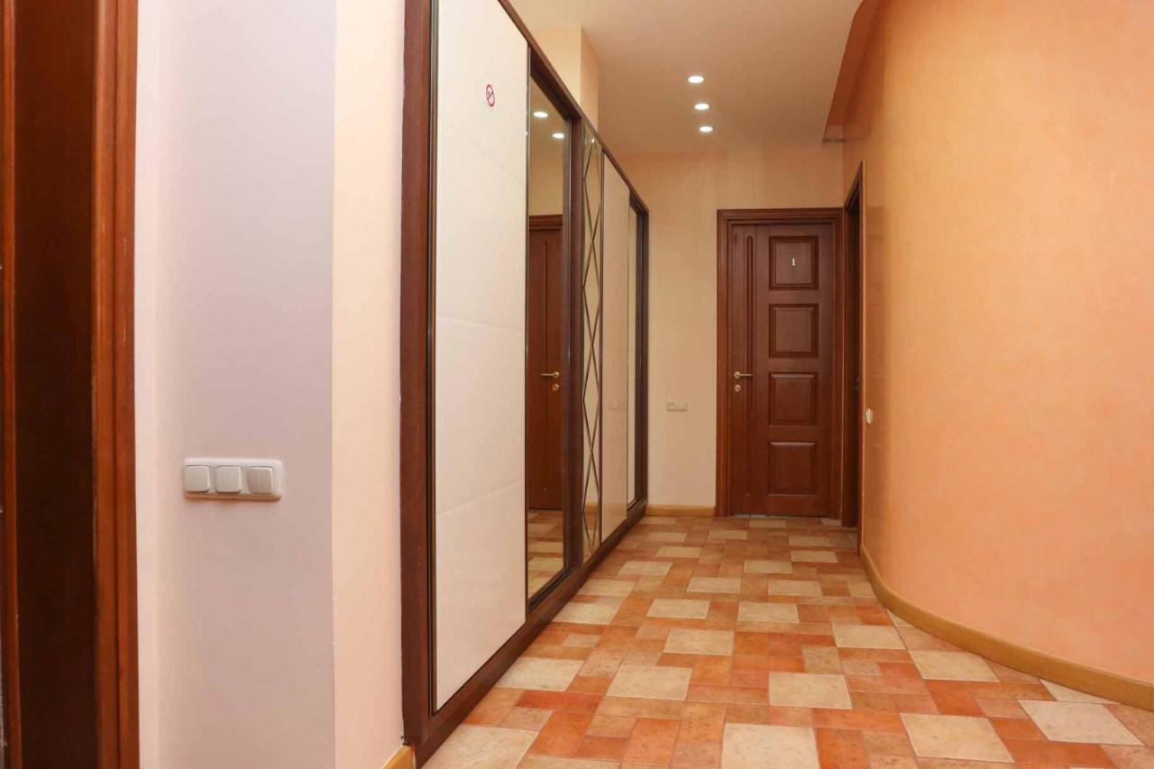 Stay Inn Apart-Hotel On Sayat-Nova Avenue Ereván Exterior foto